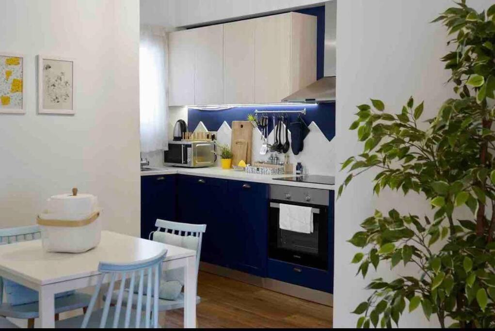 Vasilis Luxury Apartment Athènes Extérieur photo