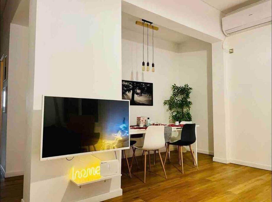 Vasilis Luxury Apartment Athènes Extérieur photo